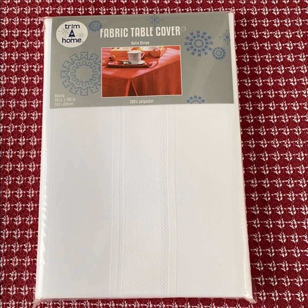 Trim A Home Fabric Table Cover 60” x 102” NWT